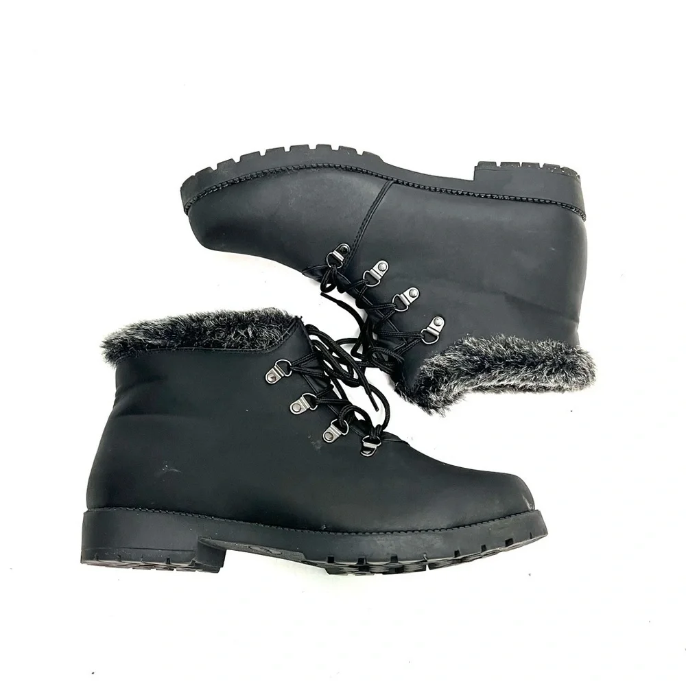 Vintage 1990s black nylon faux fur women’s winter ankle boots